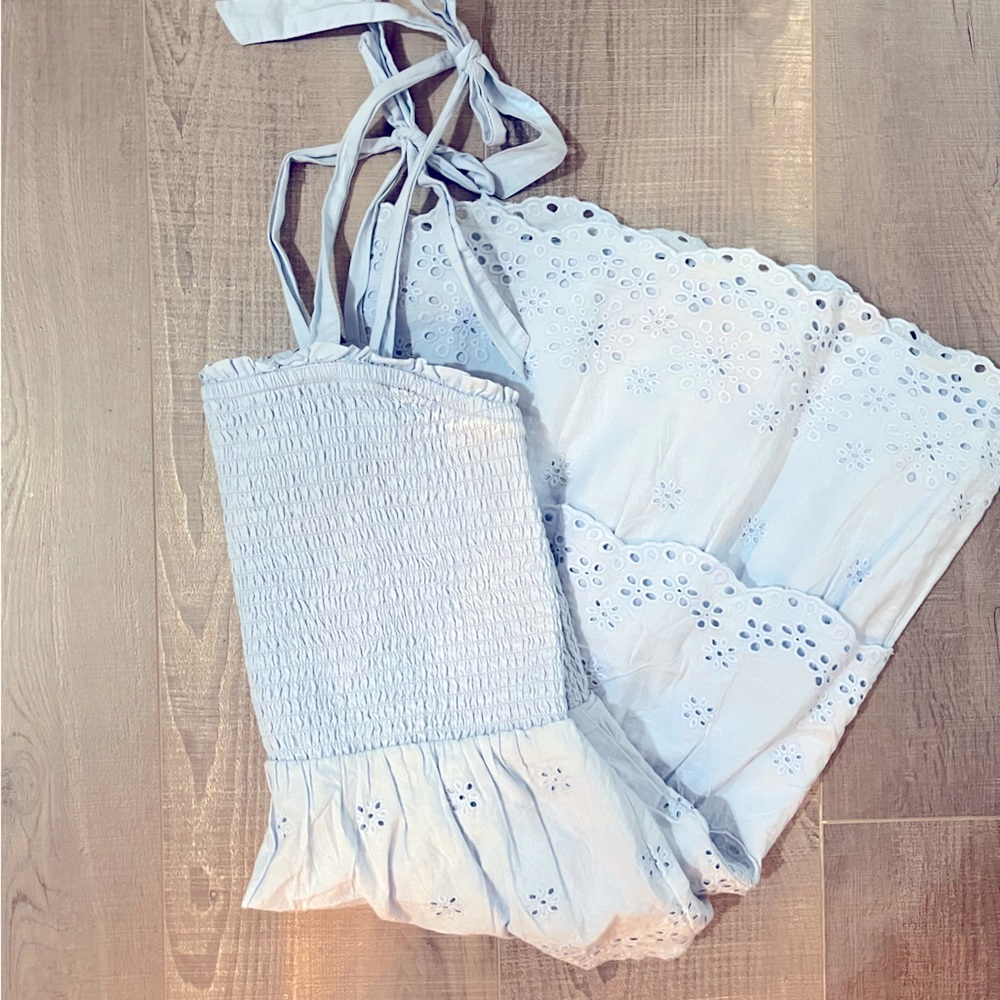 American Eagle Tiered Light Blue Dress with islet details. Size M